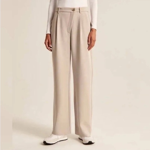 Abercrombie & Fitch Pants - Abercrombie & Fitch Criss Cross Tailored Wide Leg Trousers in Tan Size 2